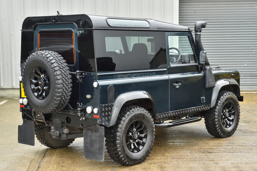 2006 Land Rover Defender 90 - Image 7 of 31