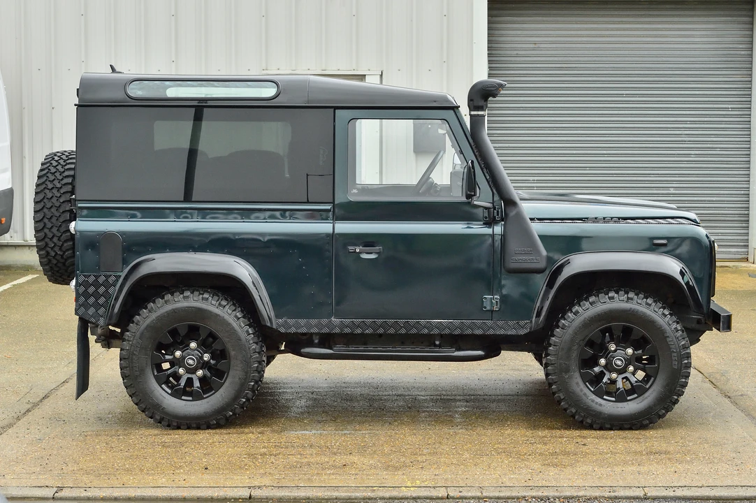 2006 Land Rover Defender 90 - Image 16 of 31