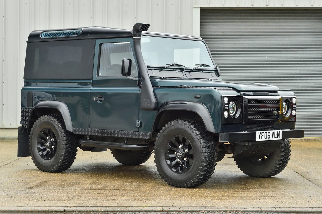 2006 Land Rover Defender 90 - Image 25 of 31