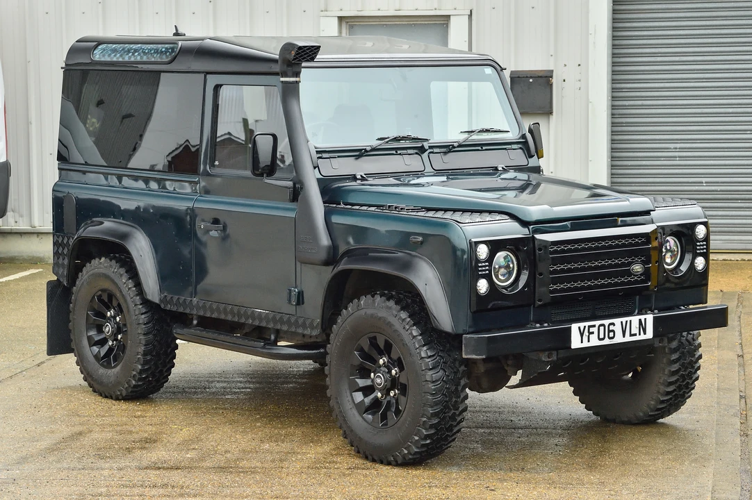 2006 Land Rover Defender 90 - Image 17 of 31