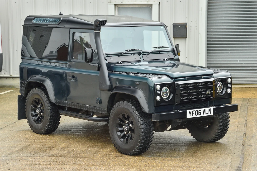 2006 Land Rover Defender 90 - Image 9 of 31