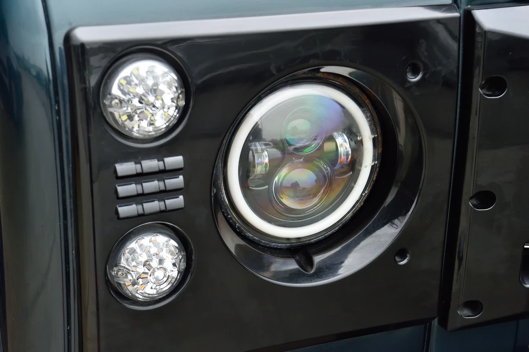 2006 Land Rover Defender 90 - Image 27 of 31