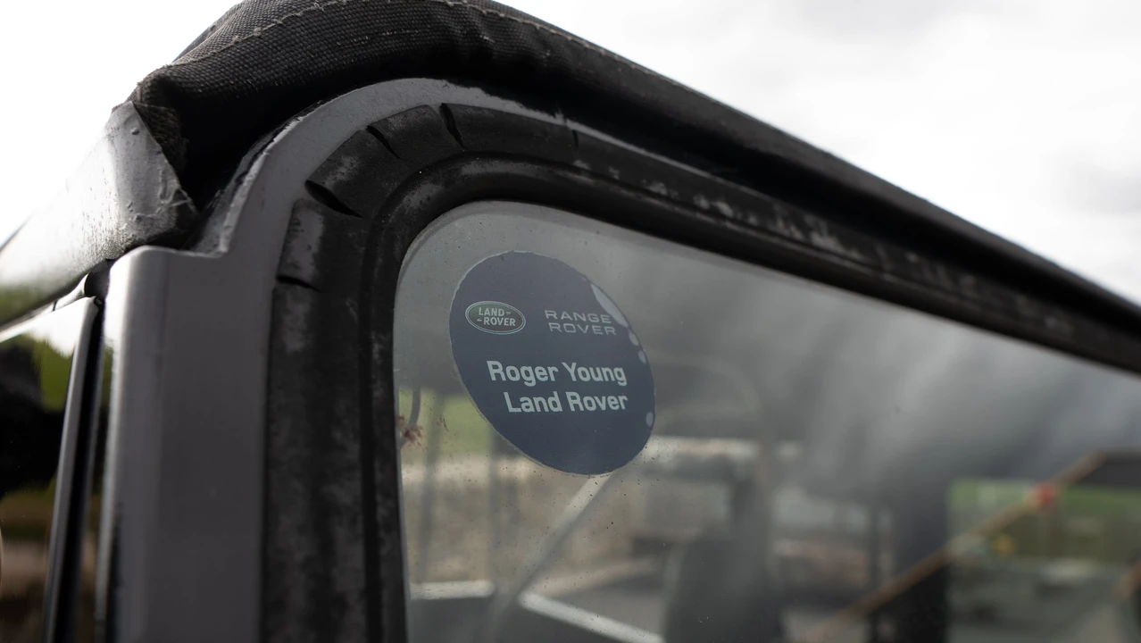 2006 Land Rover Defender 90 - Image 24 of 31