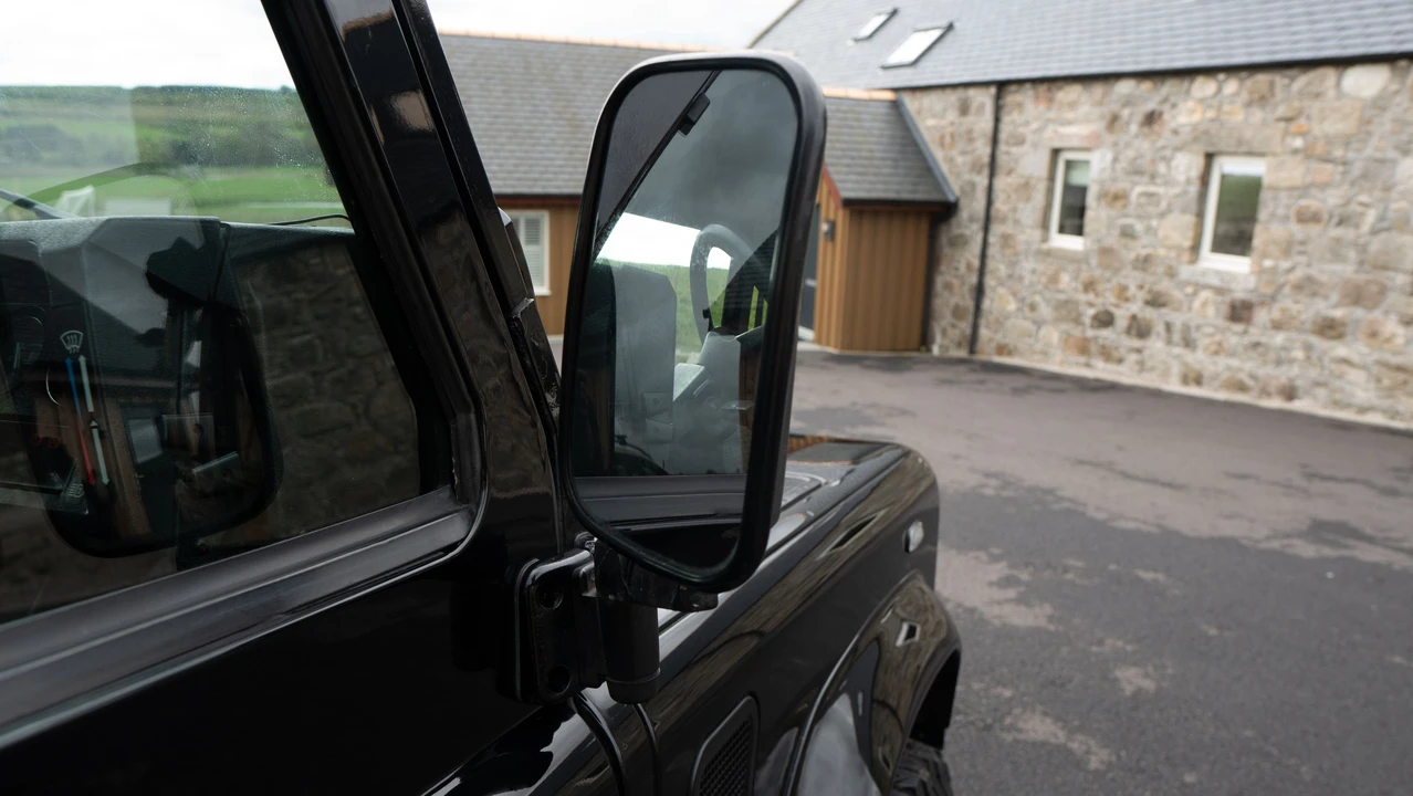 2006 Land Rover Defender 90 - Image 27 of 31