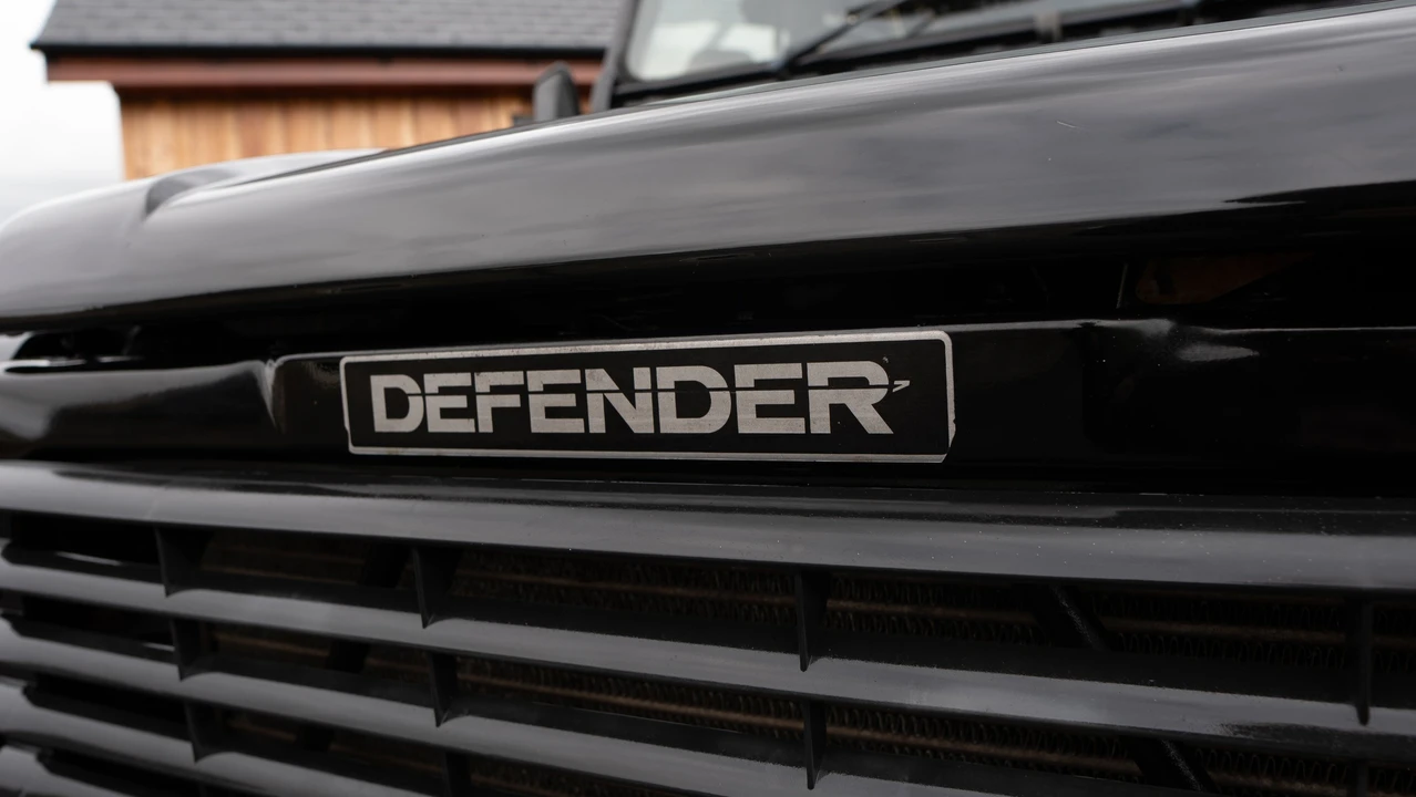 2006 Land Rover Defender 90 - Image 16 of 31