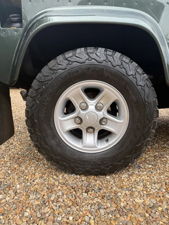 2006 Land Rover Defender 90 - Image 9 of 30