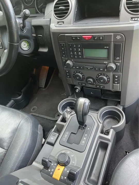 2006 Land Rover Discovery 3rd Gen - Image 16 of 18