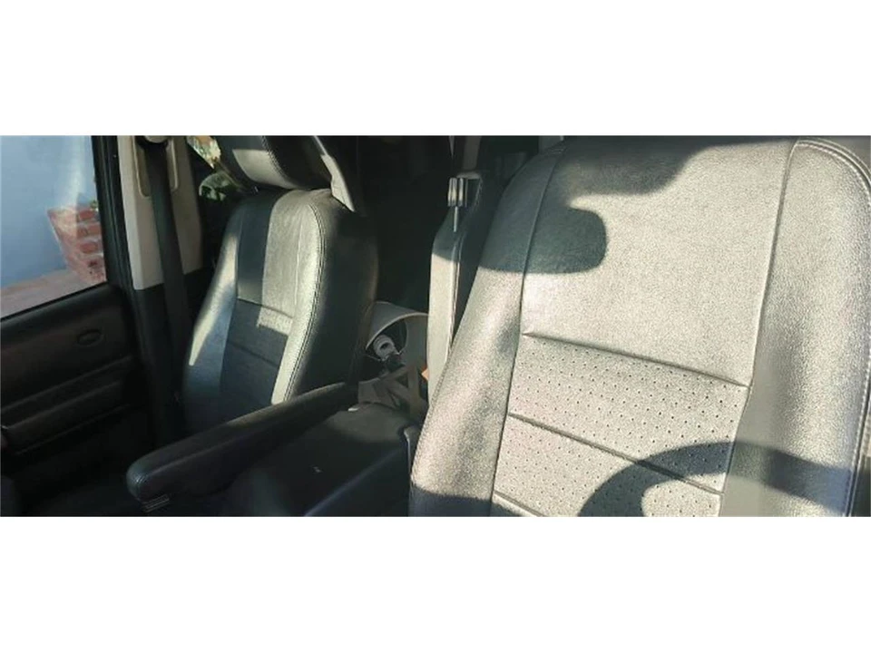 2006 Land Rover Discovery 3rd Gen - Image 8 of 10