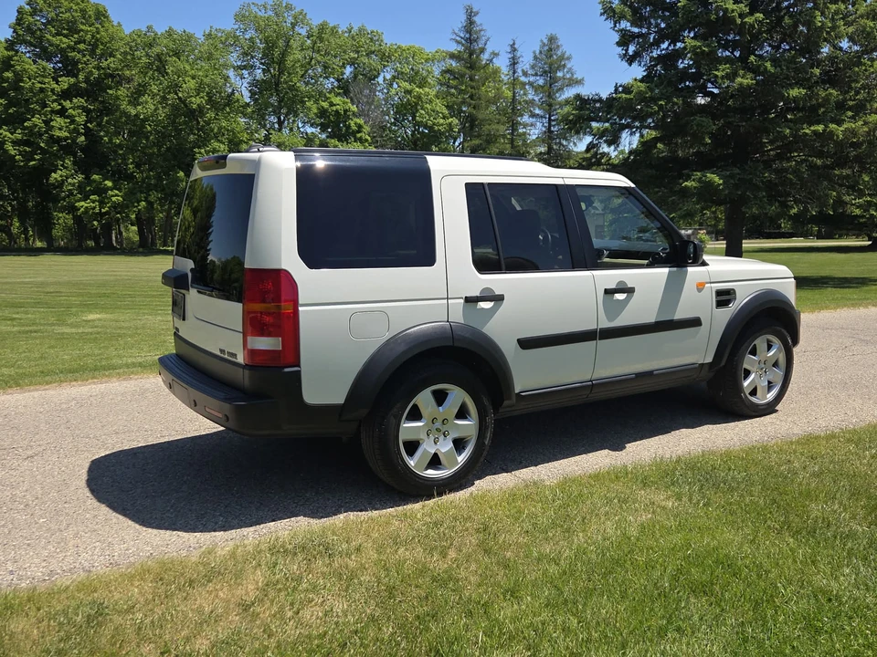 2006 Land Rover Discovery 3rd Gen - Image 17 of 31