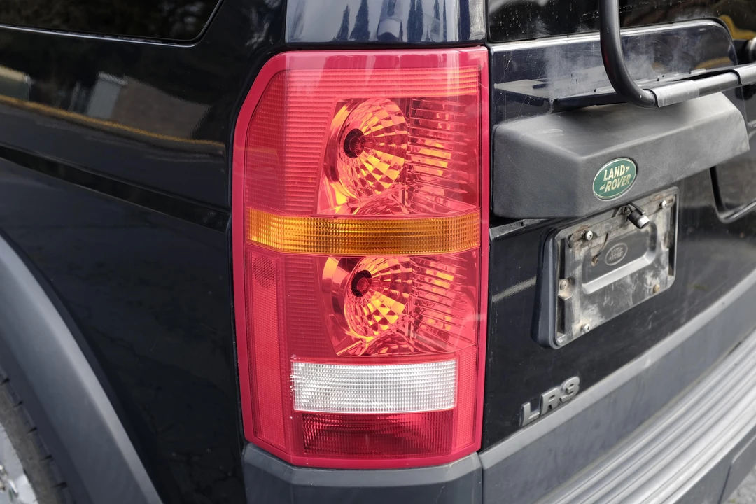2006 Land Rover Discovery 3rd Gen - Image 15 of 21
