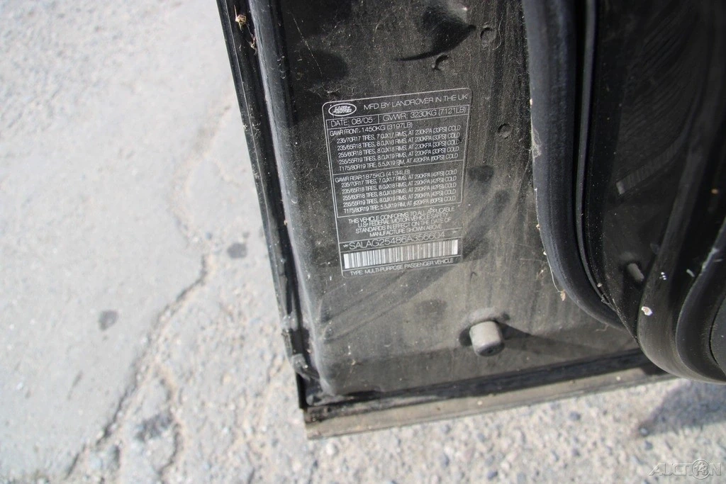 2006 Land Rover Discovery 3rd Gen - Image 10 of 21