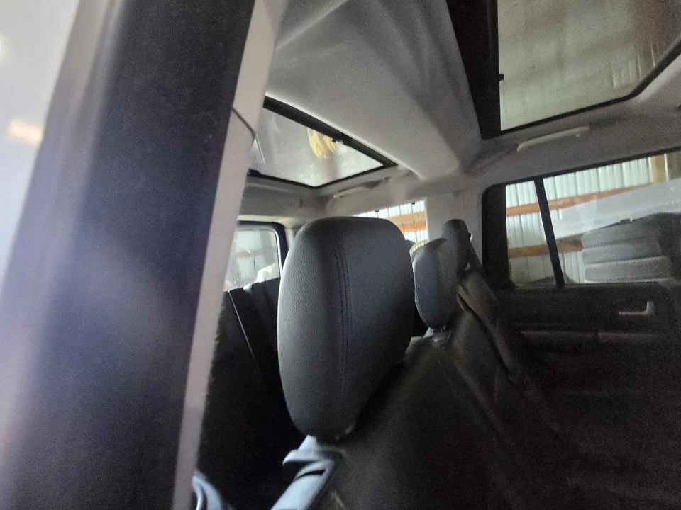 2006 Land Rover Discovery 3rd Gen - Image 5 of 9