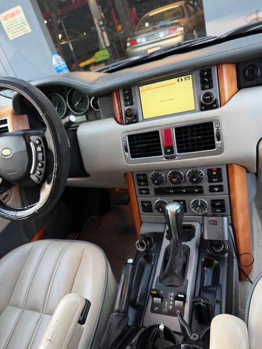 2006 Land Rover Range Rover L322 - Image 12 of 20