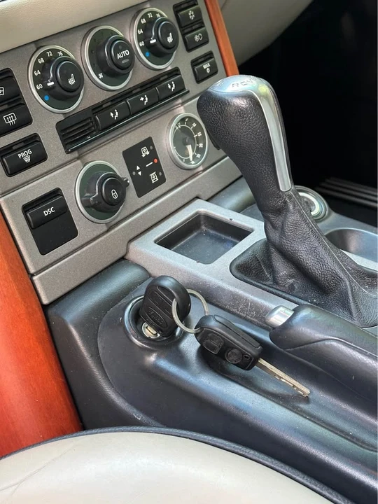 2006 Land Rover Range Rover L322 - Image 11 of 20