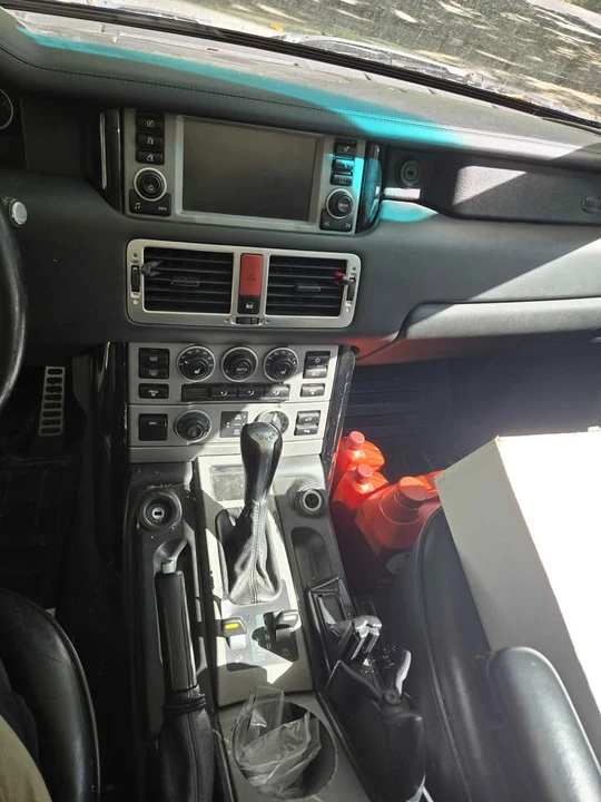 2006 Land Rover Range Rover L322 - Image 15 of 19
