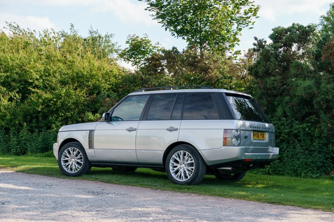 2006 Land Rover Range Rover L322 - Image 11 of 30