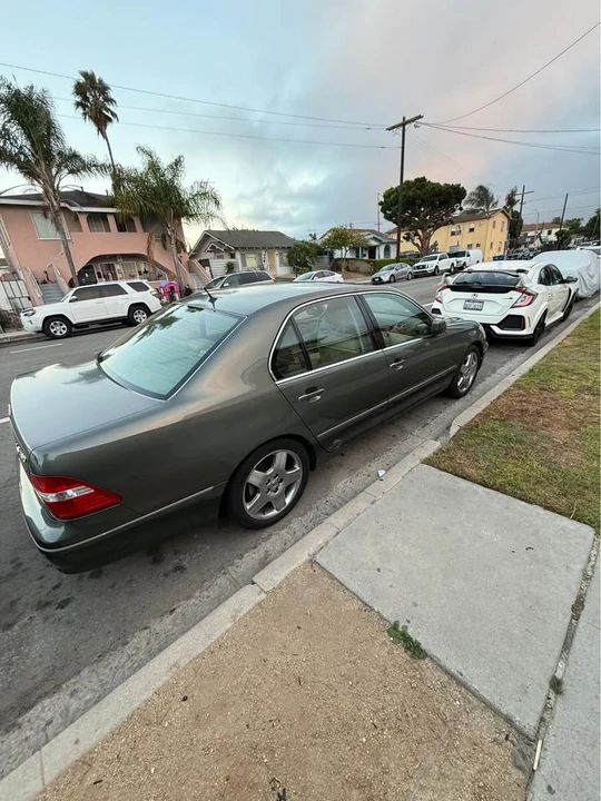 2006 Lexus SC430 - Image 2 of 5