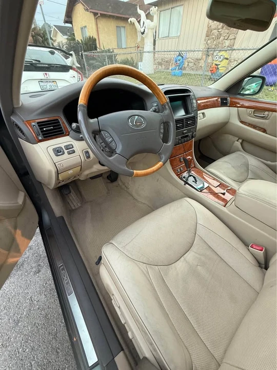 2006 Lexus SC430 - Image 3 of 5