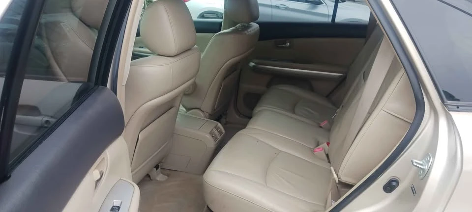 2006 Lexus RX 2nd Gen - Image 11 of 20