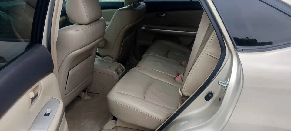 2006 Lexus RX 2nd Gen - Image 19 of 20