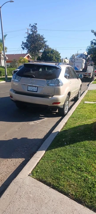 2006 Lexus RX 2nd Gen - Image 3 of 20