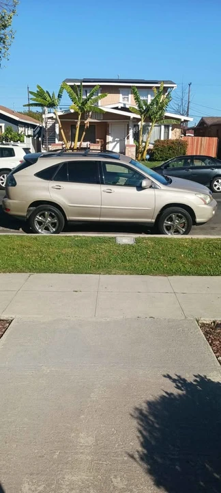 2006 Lexus RX 2nd Gen - Image 5 of 20