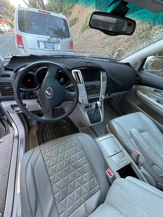 2006 Lexus RX 2nd Gen - Image 7 of 11