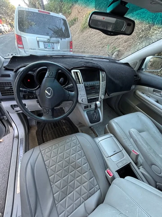 2006 Lexus RX 2nd Gen - Image 7 of 11