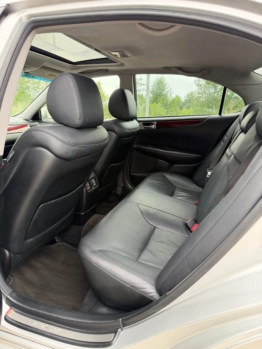 2006 Lexus ES 4th Gen - Image 10 of 18