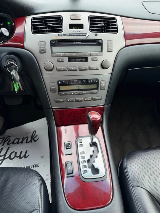 2006 Lexus ES 4th Gen - Image 15 of 18