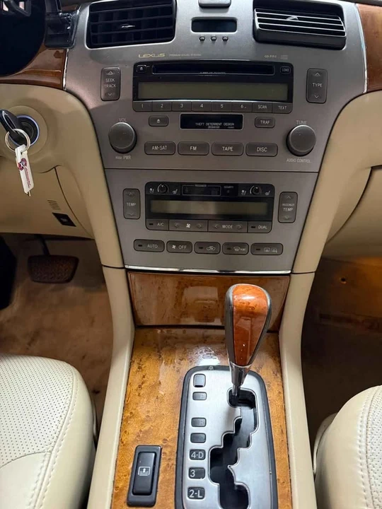 2006 Lexus ES 4th Gen - Image 6 of 8