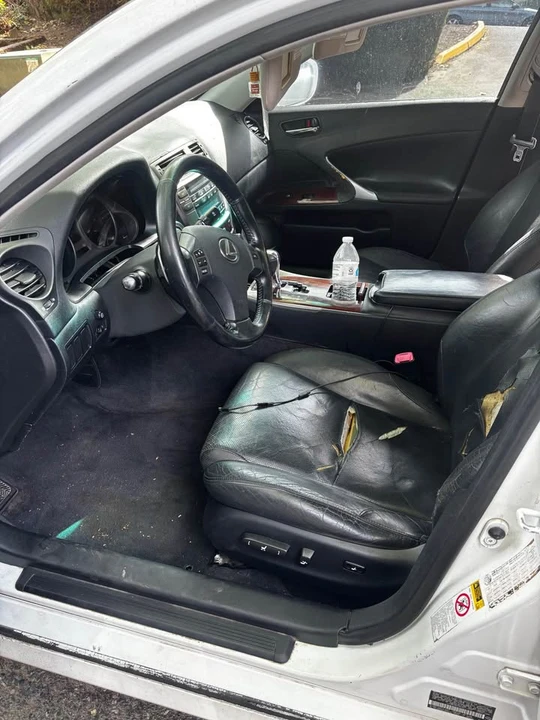 2006 Lexus ES 4th Gen - Image 11 of 15