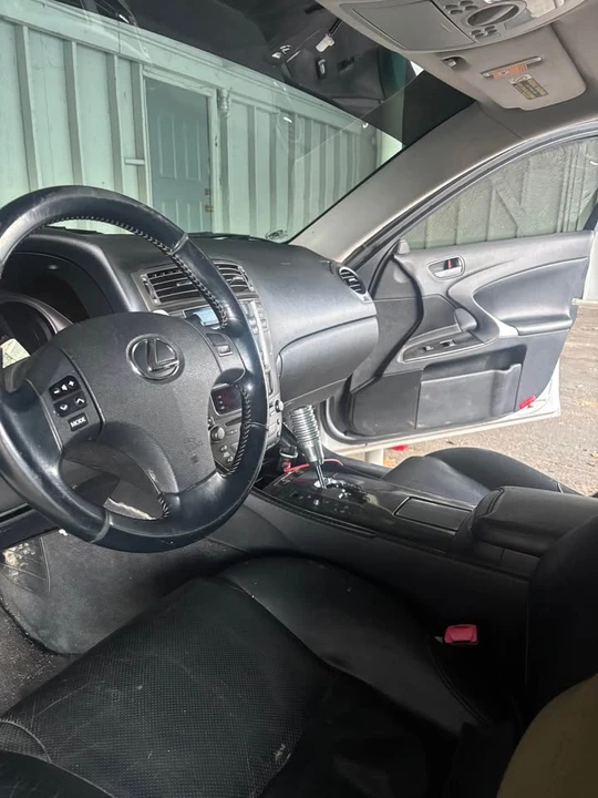 2006 Lexus ES 3rd Gen - Image 2 of 3