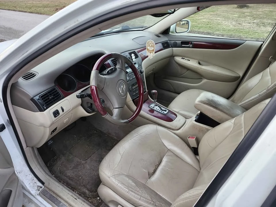 2006 Lexus ES 4th Gen - Image 4 of 6