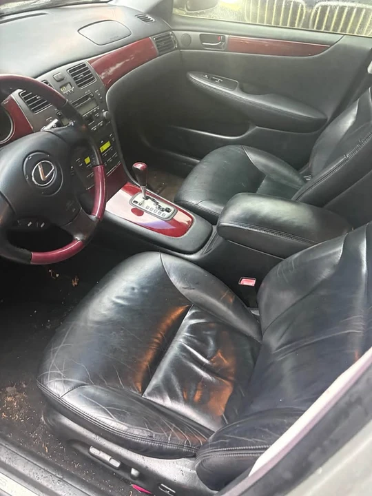 2006 Lexus ES 4th Gen - Image 4 of 7