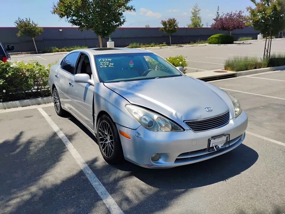 2006 Lexus ES 4th Gen - Image 4 of 12