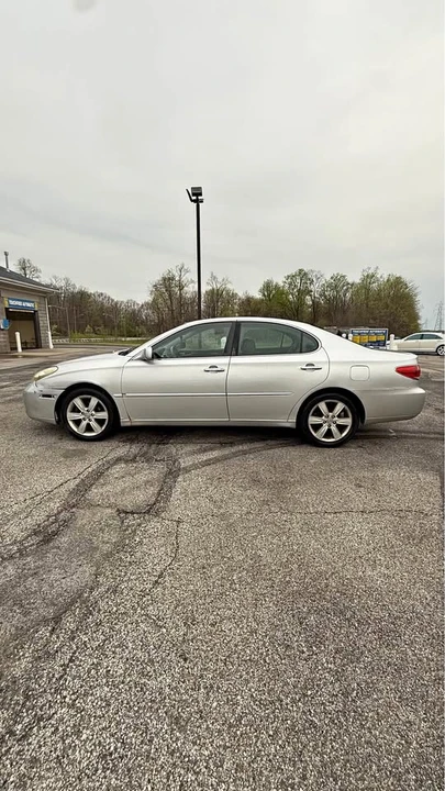 2006 Lexus ES 4th Gen - Image 2 of 12
