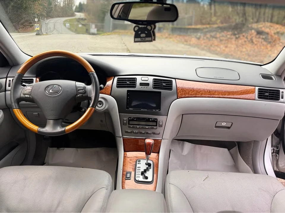 2006 Lexus ES 4th Gen - Image 6 of 18