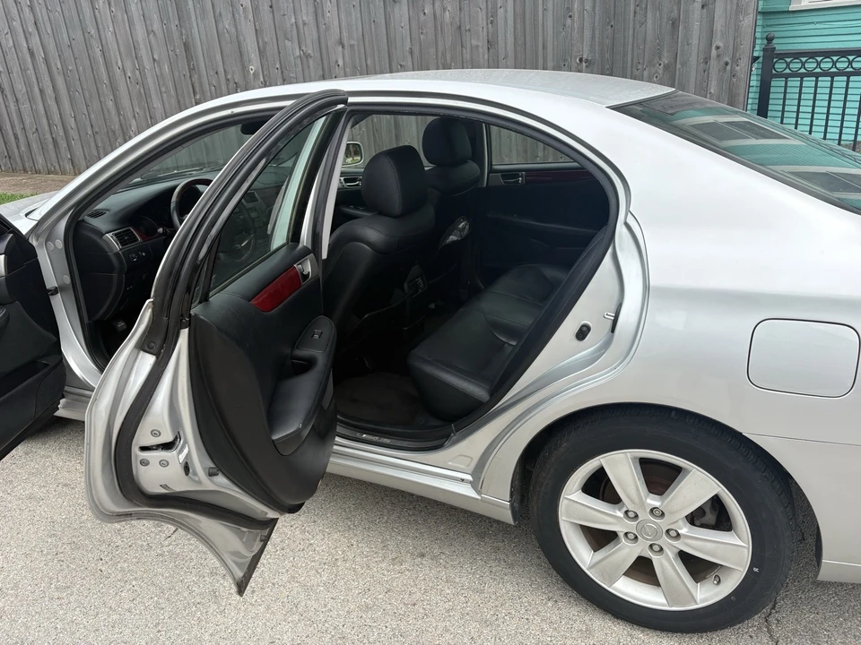 2006 Lexus ES 4th Gen - Image 13 of 15