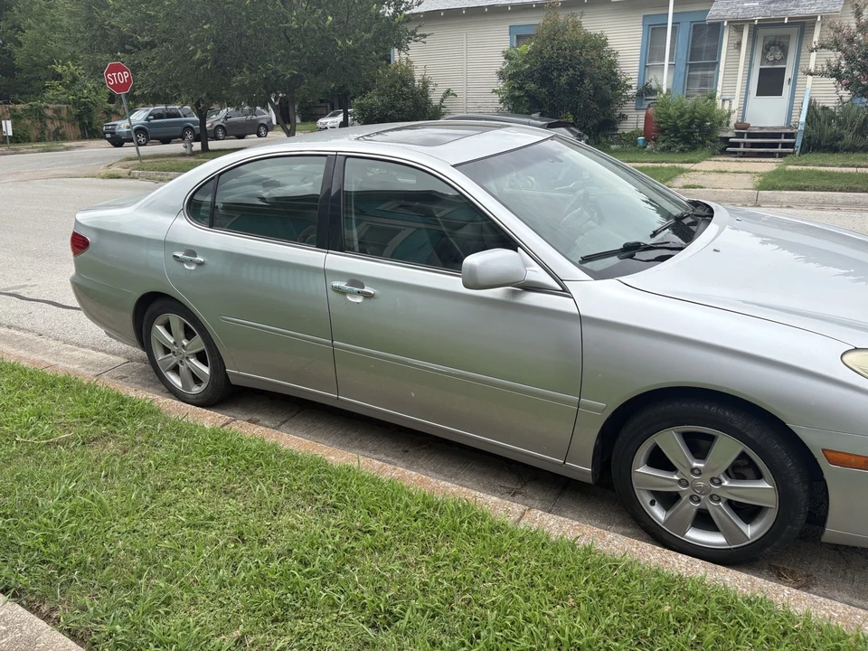 2006 Lexus ES 4th Gen - Image 6 of 15