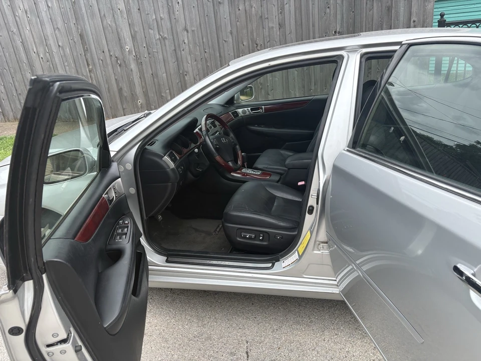 2006 Lexus ES 4th Gen - Image 12 of 15