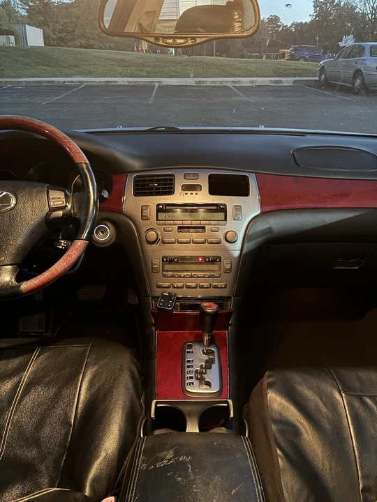 2006 Lexus ES 4th Gen - Image 5 of 6