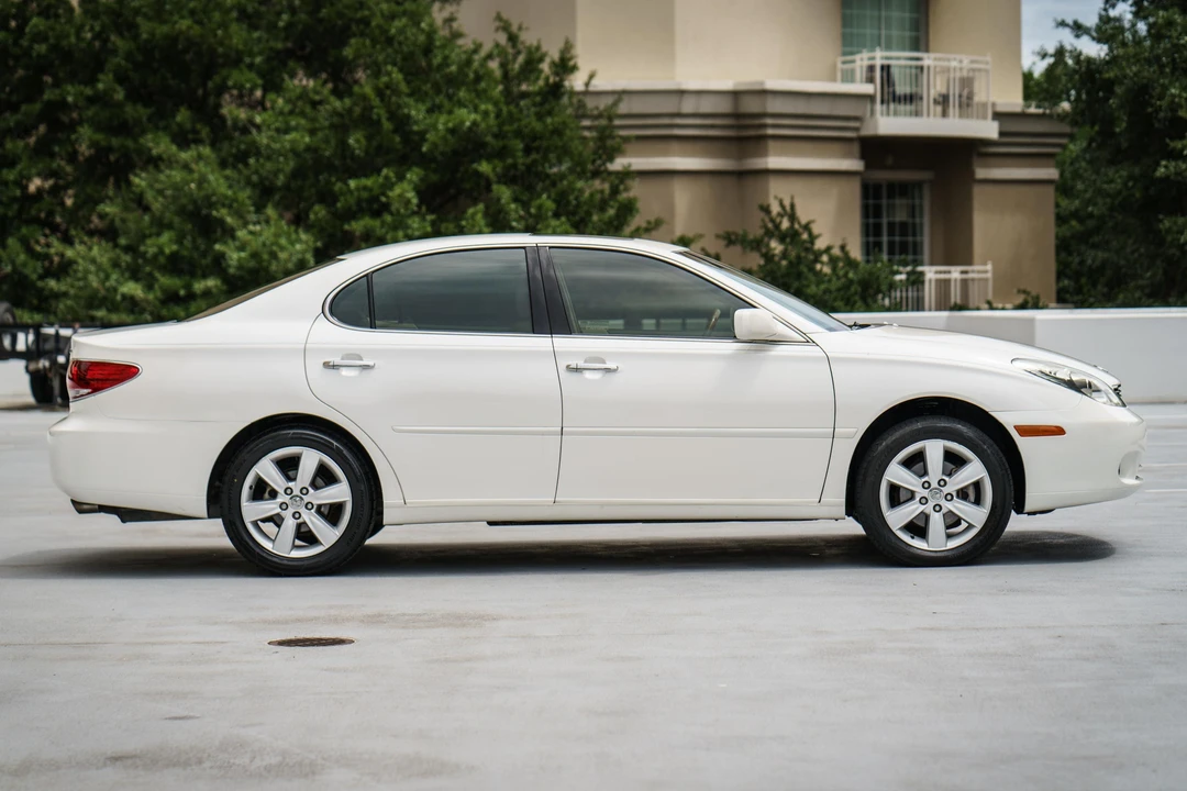 2006 Lexus ES 4th Gen - Image 8 of 31