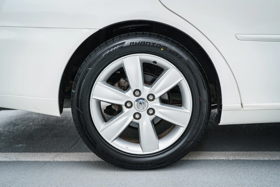 2006 Lexus ES 4th Gen - Image 24 of 31