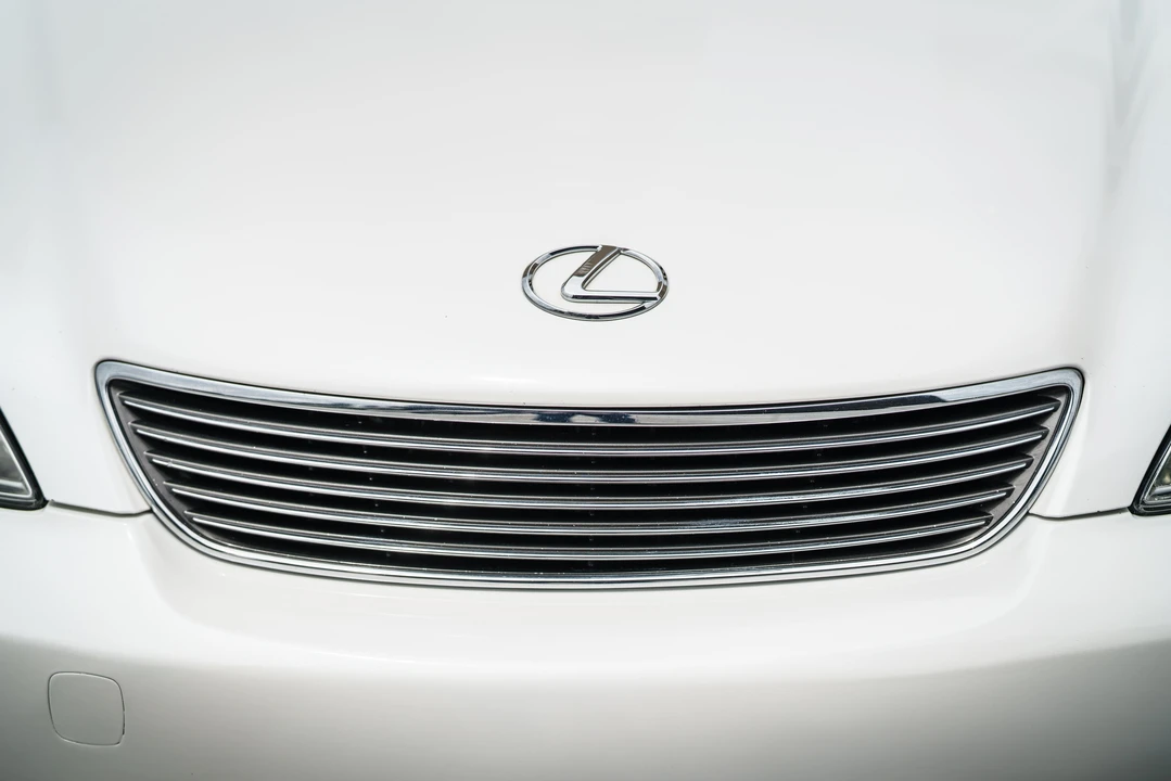 2006 Lexus ES 4th Gen - Image 12 of 31