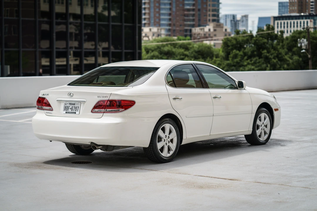 2006 Lexus ES 4th Gen - Image 4 of 31