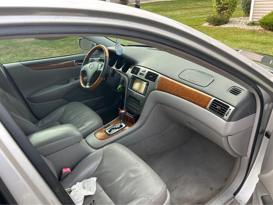 2006 Lexus ES 3rd Gen - Image 5 of 9