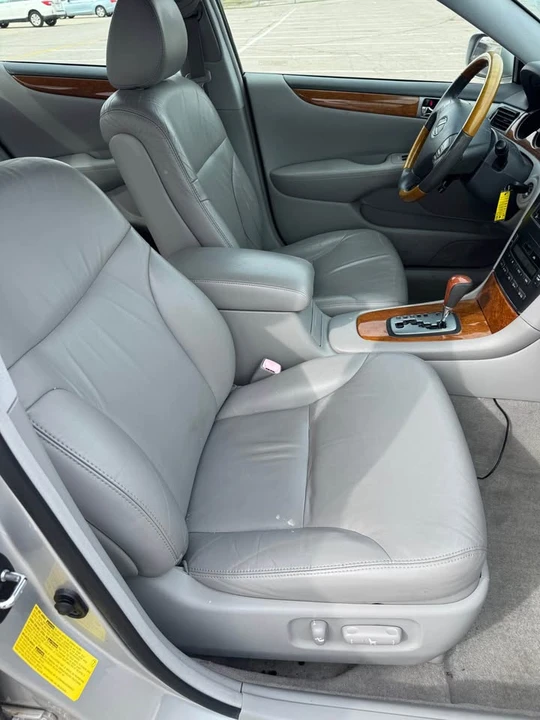 2006 Lexus ES 4th Gen - Image 10 of 16