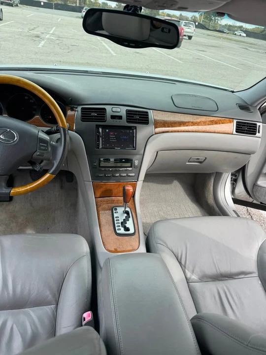 2006 Lexus ES 4th Gen - Image 6 of 16