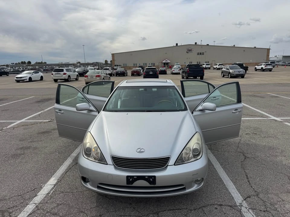 2006 Lexus ES 4th Gen - Image 5 of 16